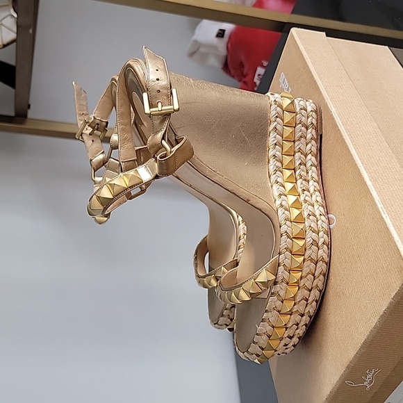 Christian Louboutin Gold Metallic Leather Cataclou Studded Wedges size 40 - Picture 4 of 7